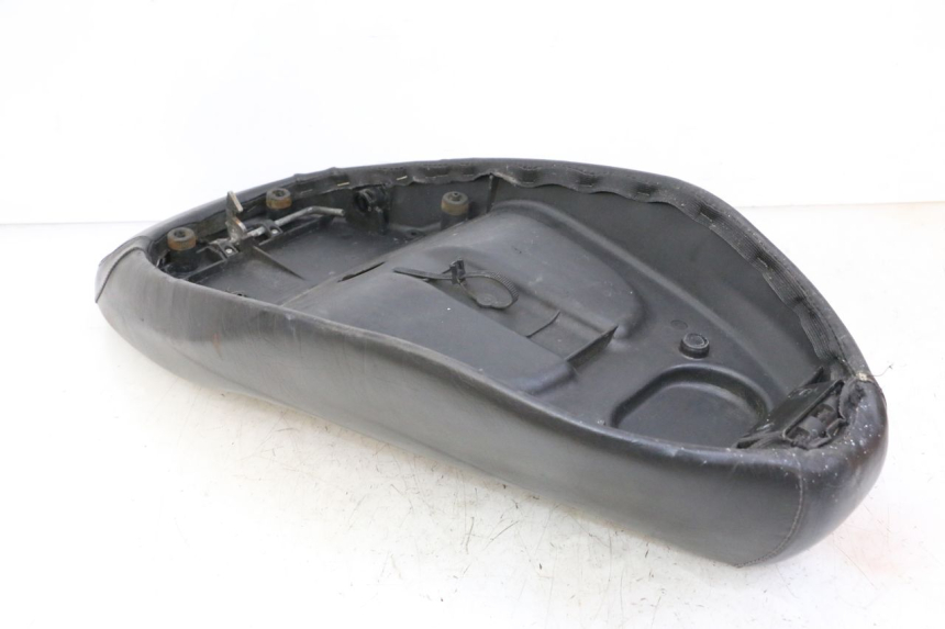 photo de SITZ PIAGGIO LIBERTY 4T 50 (2009 - 2015)