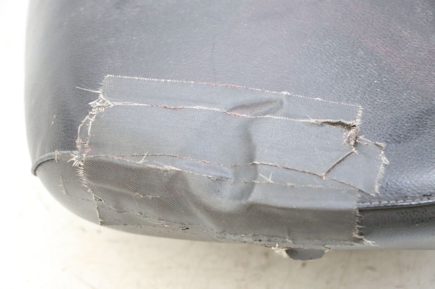 photo de SELLE PEUGEOT LUDIX 50 (2005 - 2007) - Detaillierte Sichtprüfung