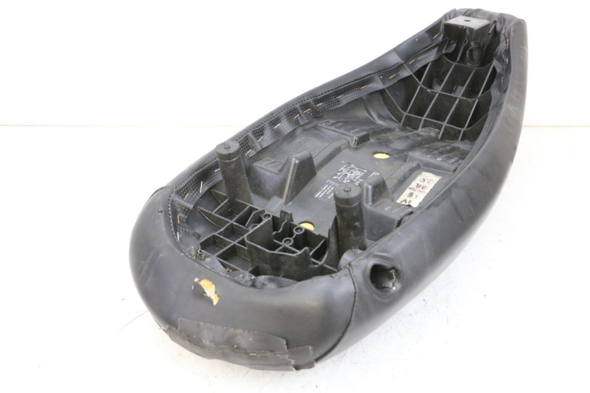 photo de SELLE PEUGEOT LUDIX 50 (2005 - 2007) - Details der Befestigungspunkte