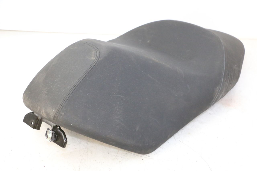 photo de SITZ PIAGGIO MP3 HPE 310 (2024 - 2025)