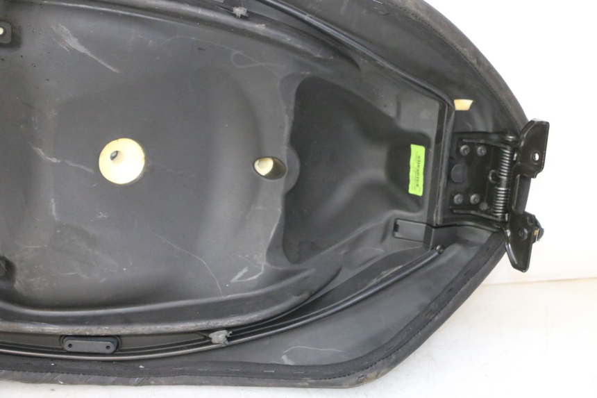 photo de SITZ PIAGGIO MP3 HPE 310 (2024 - 2025)