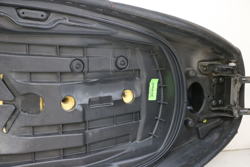 photo de SITZ PIAGGIO MP3 HPE 350 (2018 - 2020) - Geprüftes Gebrauchtteil