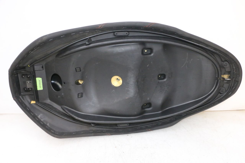 photo de SITZ PIAGGIO MP3 HPE 300 (2019 - 2026) - Charakteristische Merkmale