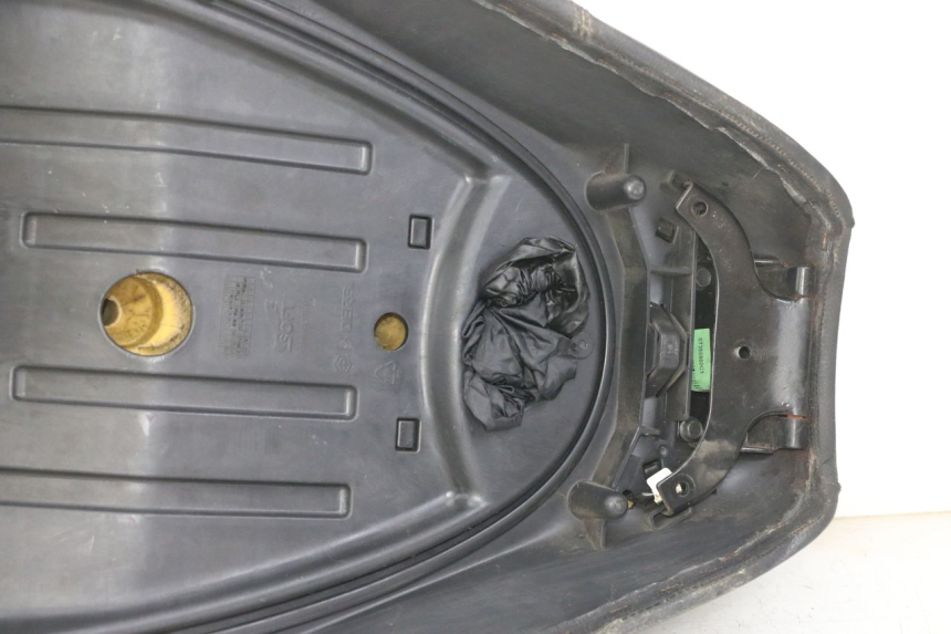 photo de SITZ PIAGGIO MP3 LT 300 (2010 - 2016)