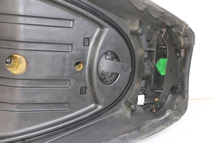 photo de SELLE PIAGGIO MP3 LT 400 (2007 - 2012)