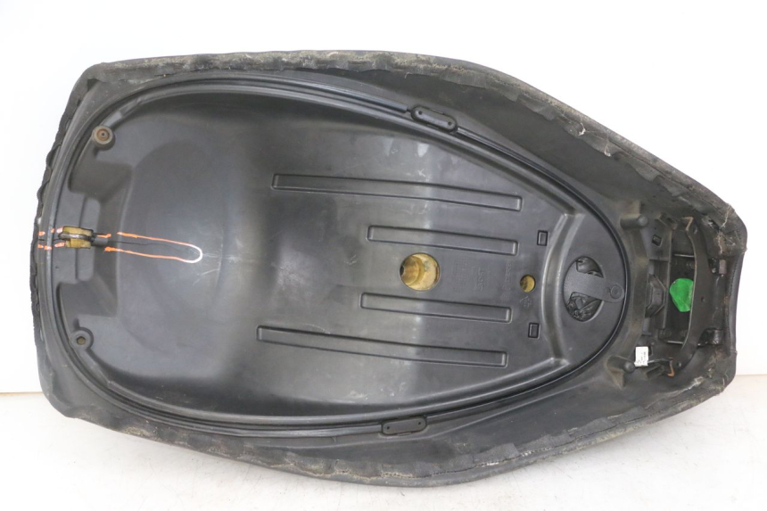 photo de SELLE PIAGGIO MP3 LT 400 (2007 - 2012)