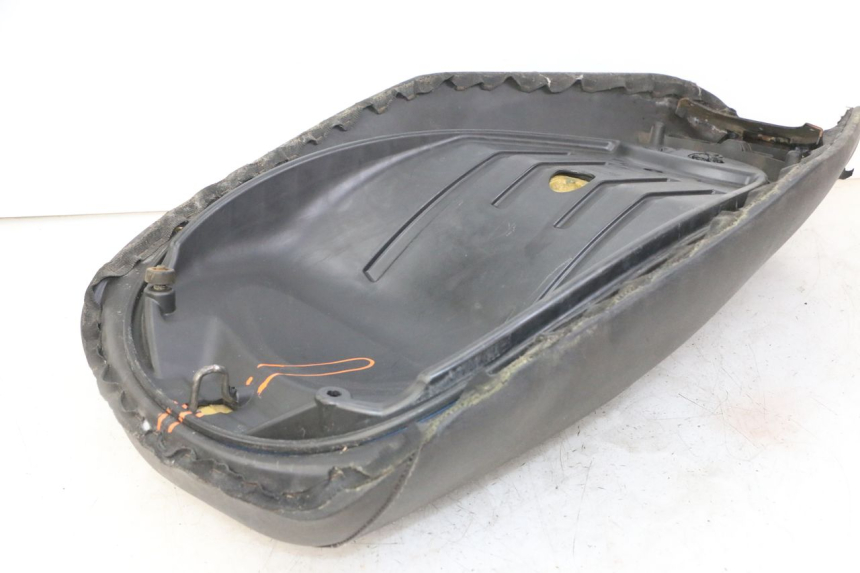 photo de SELLE PIAGGIO MP3 LT 400 (2007 - 2012)