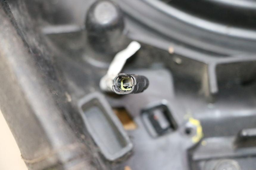 photo de SITZ PIAGGIO MP3 LT 300 (2010 - 2016) - Fokus auf die Struktur