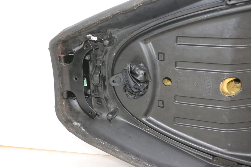 photo de SELLE PIAGGIO MP3 RL 250 (2007 - 2010) - Ergänzendes Produktfoto