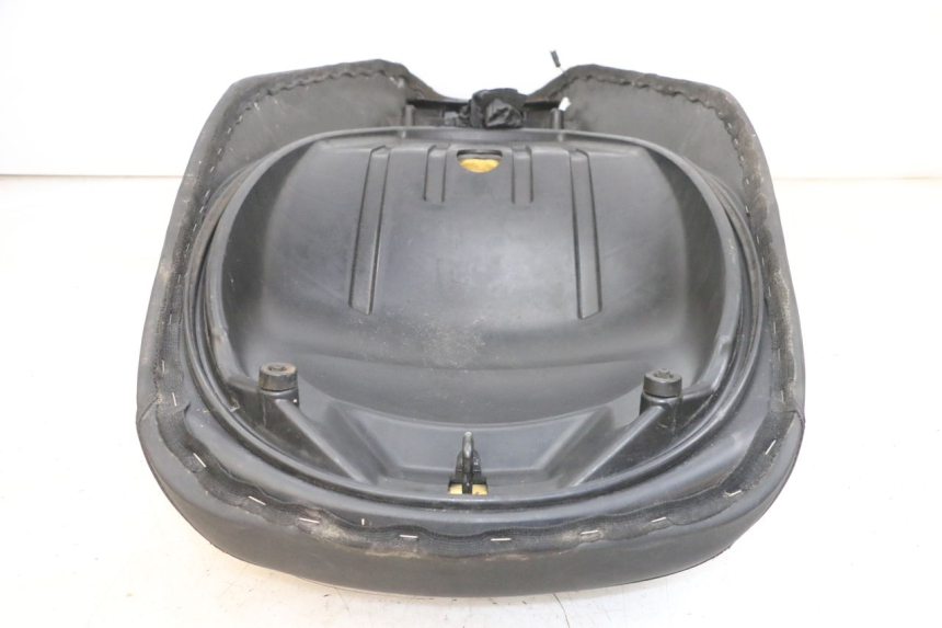 photo de SELLE PIAGGIO MP3 RL 250 (2007 - 2010) - Kennzeichnungen und Originalreferenzen