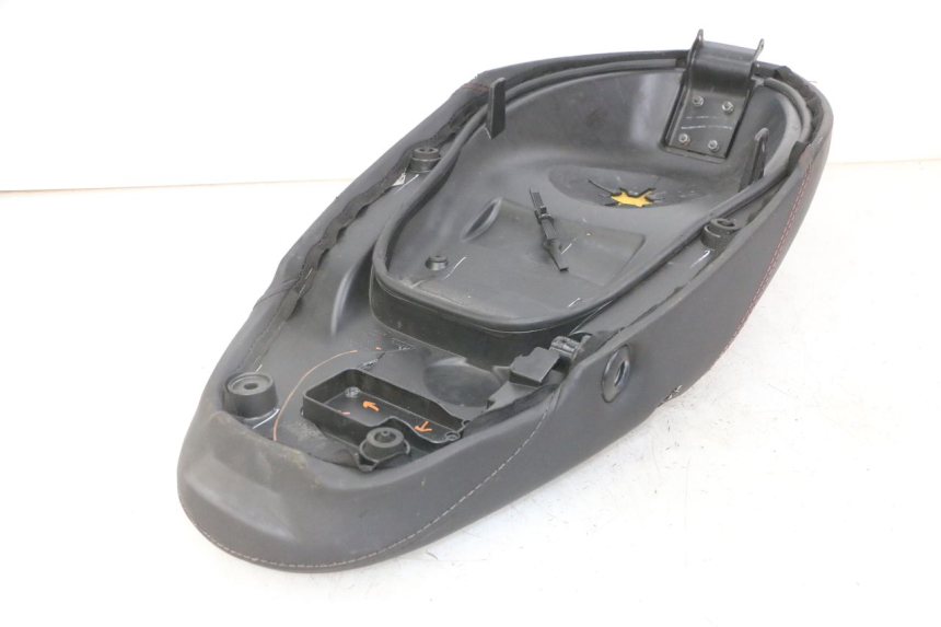 photo de SELLE PIAGGIO NEW TYPHOON 50 (2018 - 2021)