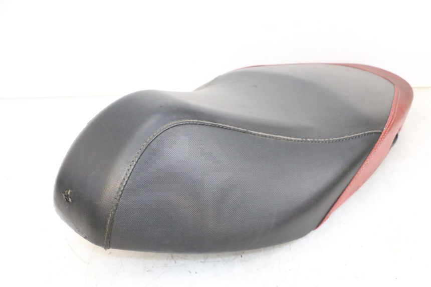 photo de SELLE PIAGGIO NEW TYPHOON 50 (2018 - 2021) - Zoom auf Komponenten