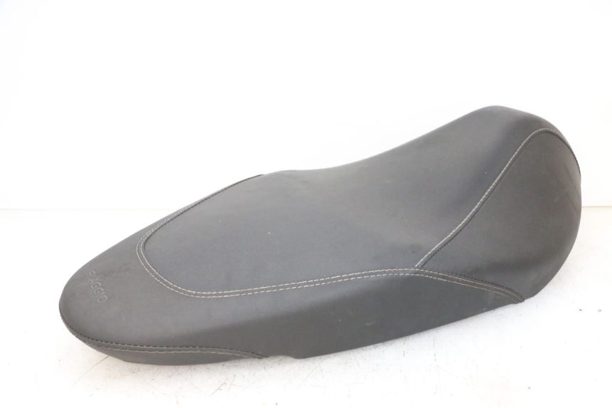 photo de SELLE PIAGGIO NEW TYPHOON 50 (2018 - 2021) - Oberflächenzustand und Material