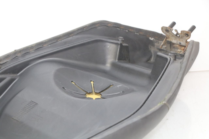 photo de SITZ GILERA NEXUS 125 (2009 - 2013)