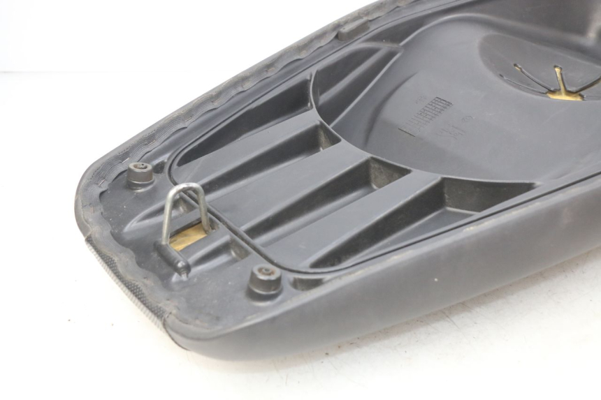 photo de SITZ GILERA NEXUS 125 (2009 - 2013)