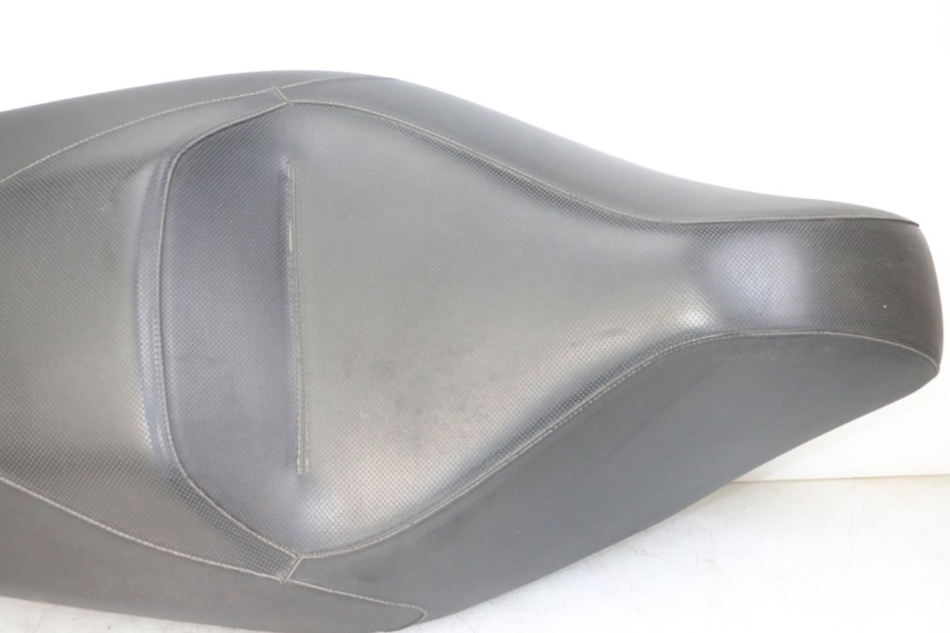photo de SITZ GILERA NEXUS 125 (2009 - 2013)