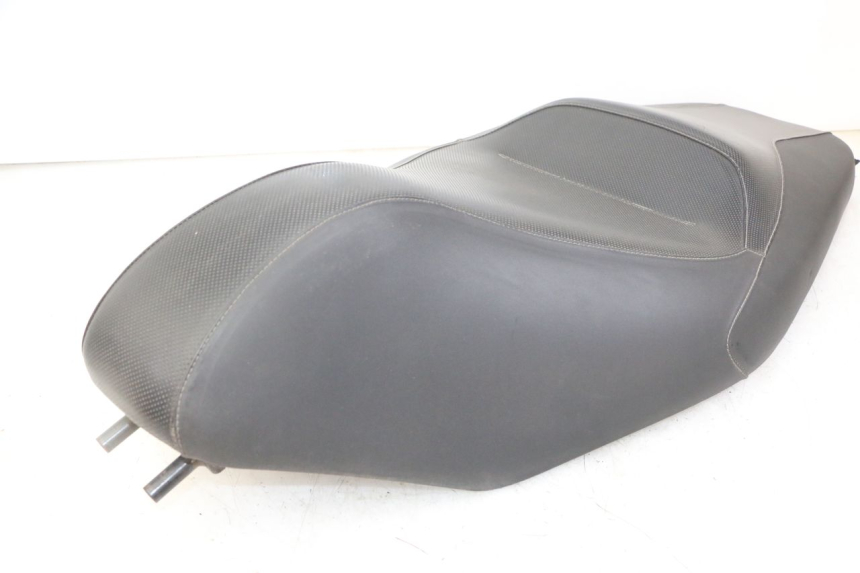 photo de SITZ GILERA NEXUS 125 (2009 - 2013)