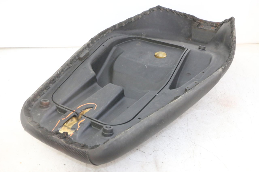 photo de SITZ GILERA NEXUS 125 (2009 - 2013)