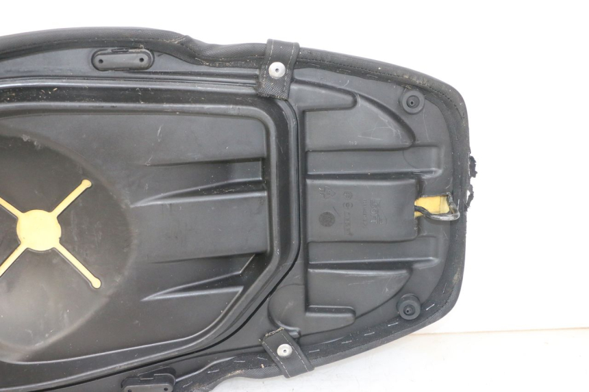 photo de SITZ PIAGGIO NRG POWER PUREJET 50 (2018 - 2021)