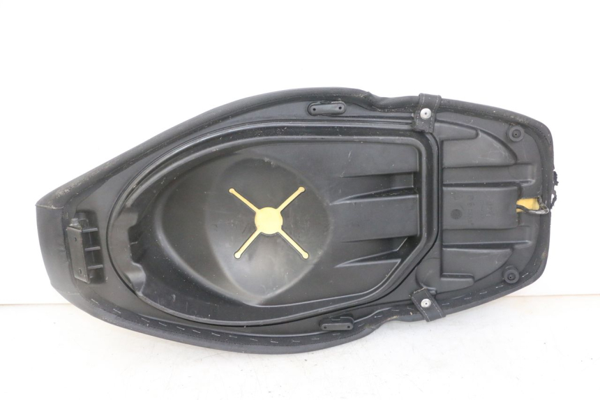 photo de SITZ PIAGGIO NRG POWER PUREJET 50 (2018 - 2021)