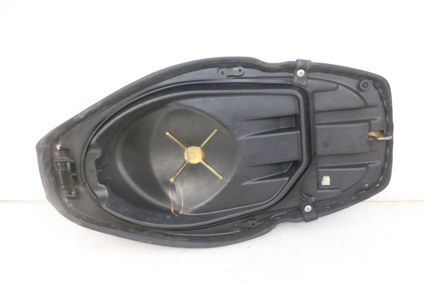 photo de SITZ PIAGGIO NRG POWER PUREJET 50 (2018 - 2021)