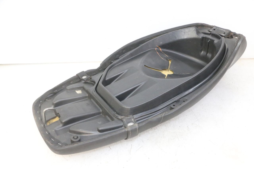 photo de SITZ PIAGGIO NRG POWER PUREJET 50 (2018 - 2021)