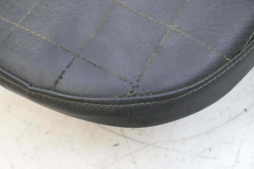 photo de SITZ HONDA NSR R 125 (1994 - 2003) - Zoom auf Gebrauchszustand