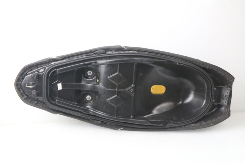photo de SELLE HONDA PCX (JF47) 125 (2012 - 2013) - Zoom auf Komponenten