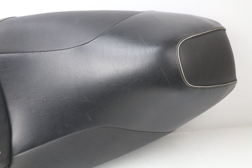 photo de SELLE HONDA PCX (JF47) 125 (2012 - 2013) - Hochauflösende Nahaufnahme