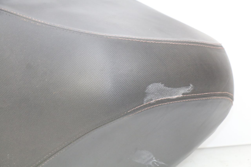 photo de SELLE PEUGEOT KISBEE 2T 50 (2010 - 2017)