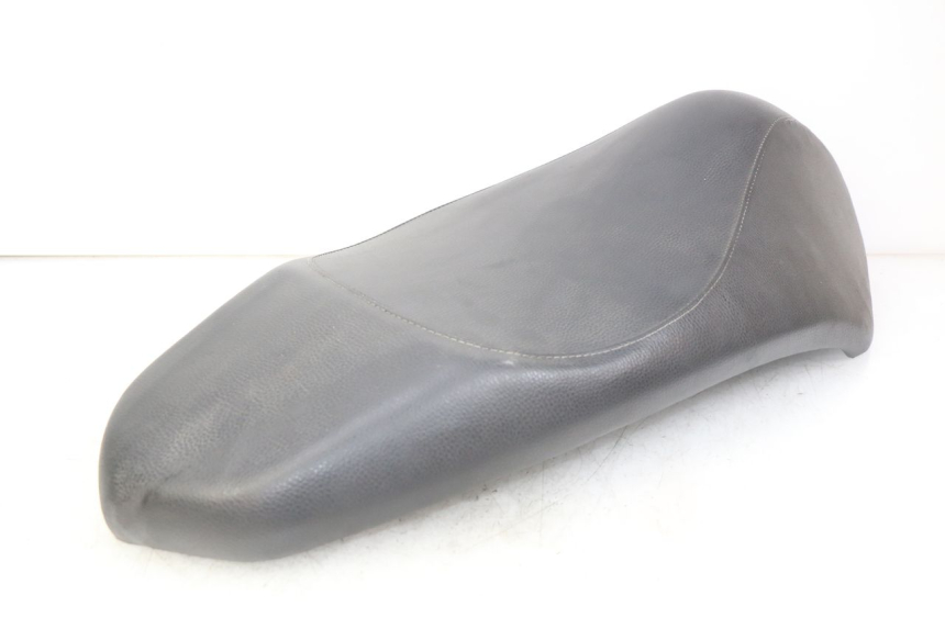 photo de SELLE PEUGEOT KISBEE 2T 50 (2010 - 2017)