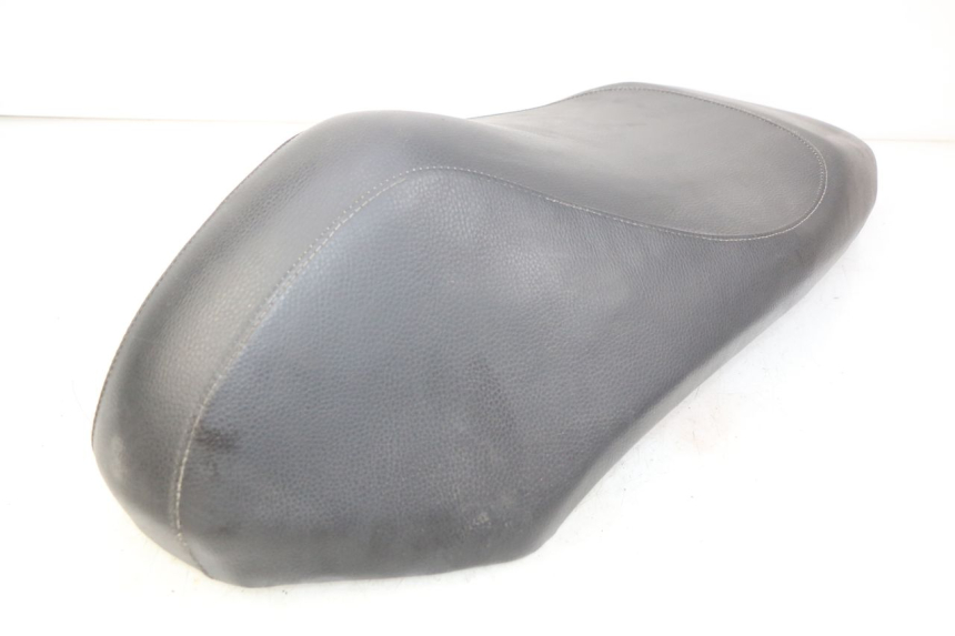 photo de SELLE PEUGEOT KISBEE 2T 50 (2010 - 2017)