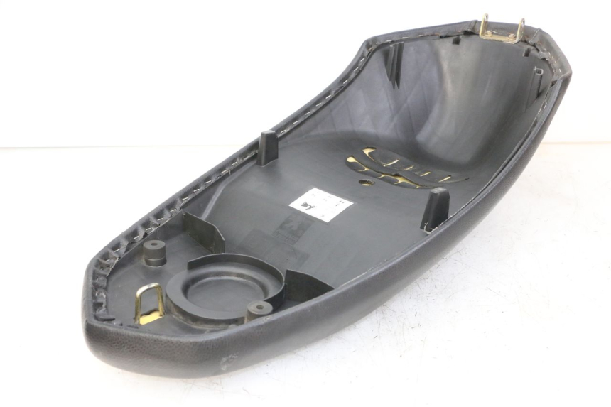 photo de SELLE PEUGEOT KISBEE 4T 50 (2018 - 2022)