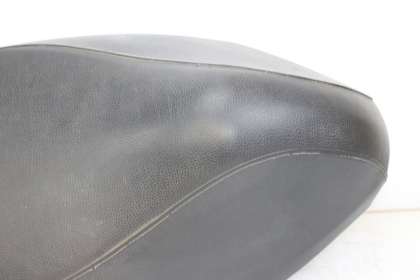 photo de SELLE PEUGEOT KISBEE 4T 50 (2018 - 2022)