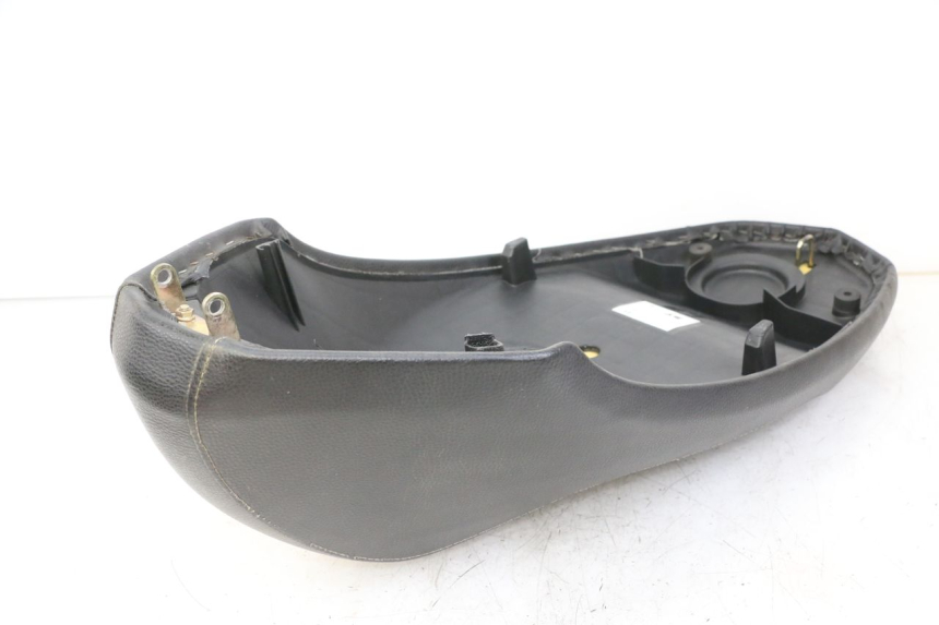 photo de SELLE PEUGEOT KISBEE 4T 50 (2018 - 2022)
