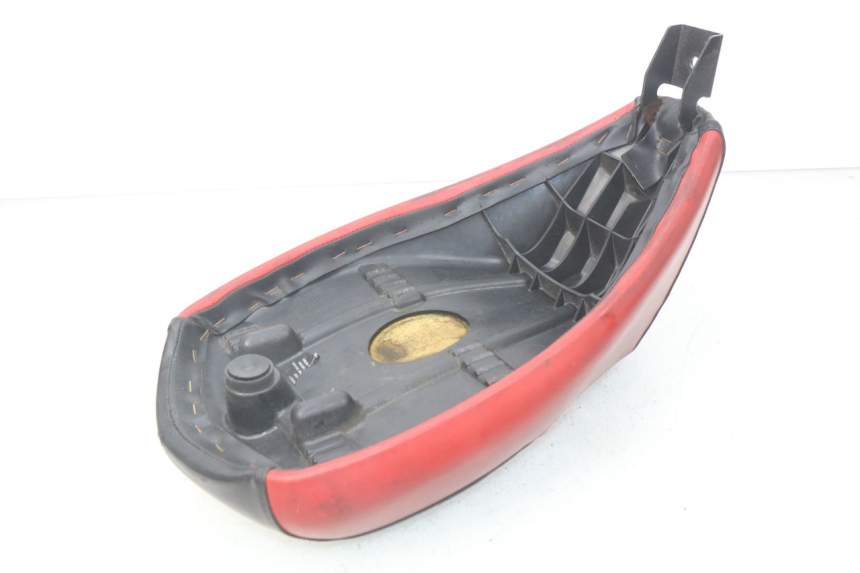 photo de SELLE PEUGEOT LUDIX 50 (2008 - 2017)