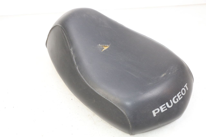 photo de SELLE PEUGEOT LUDIX 50 (2005 - 2007)