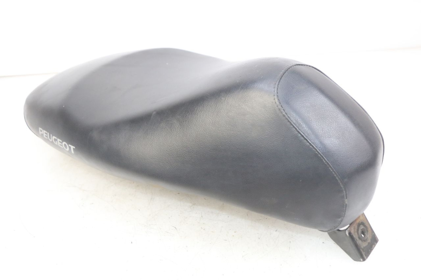 photo de SELLE PEUGEOT LUDIX 50 (2008 - 2017)