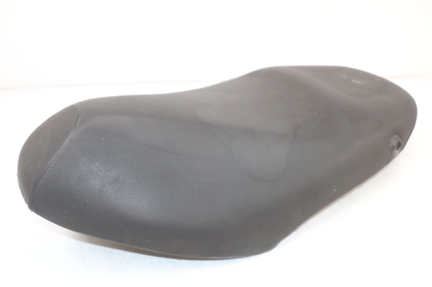 photo de SITZ PIAGGIO FLY 4T 50 (2004 - 2010)
