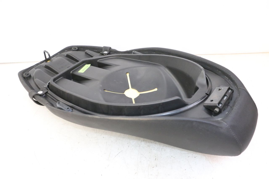photo de SITZ PIAGGIO NRG POWER PUREJET 50 (2018 - 2021)
