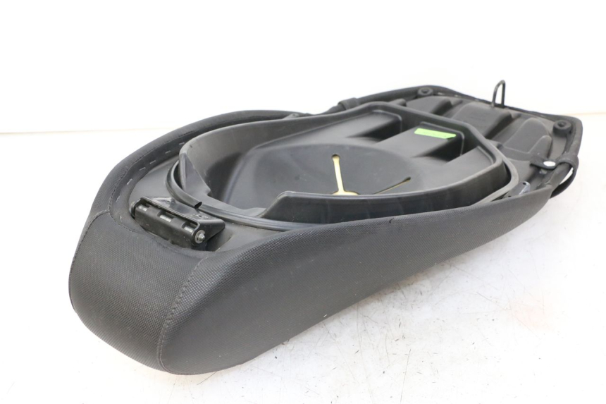 photo de SITZ PIAGGIO NRG POWER PUREJET 50 (2018 - 2021)