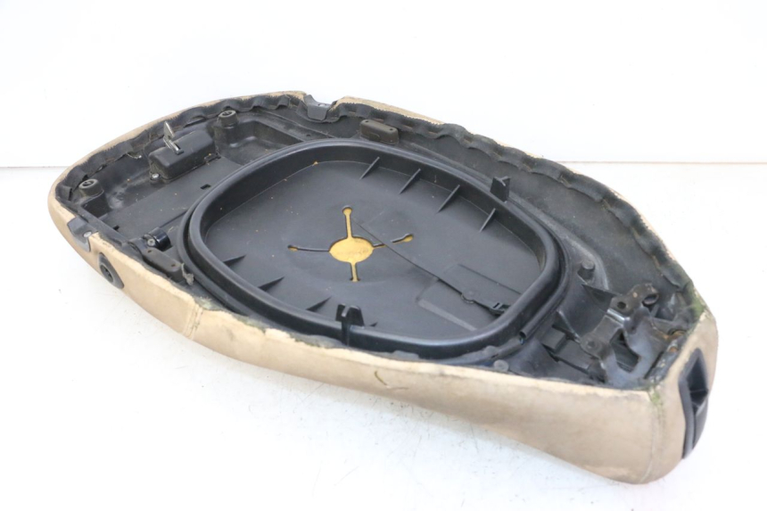 photo de SITZ PIAGGIO VESPA LX 150 (2005 - 2013)