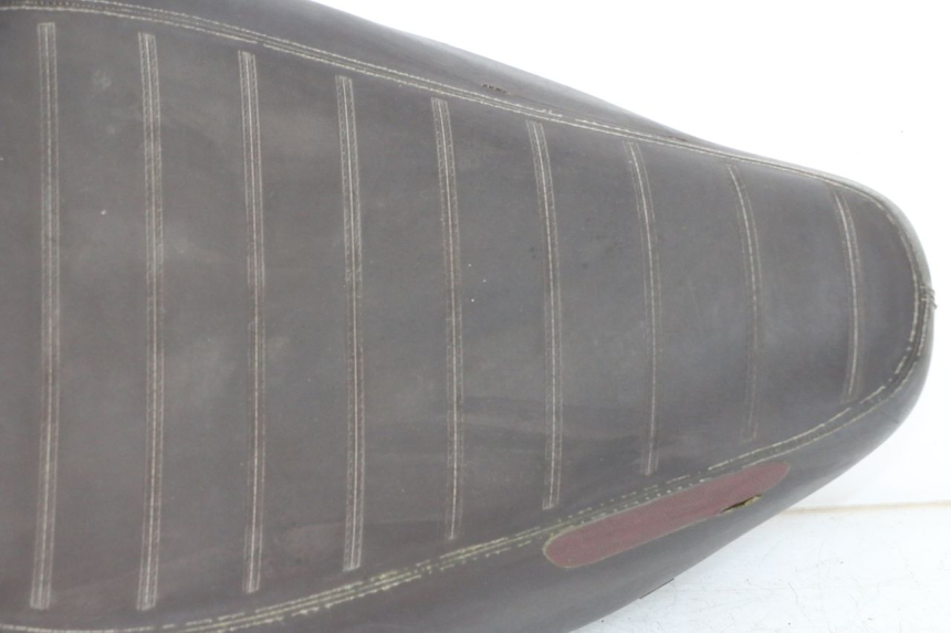 photo de SITZ PIAGGIO VESPA LX IE 125 (2010 - 2012)