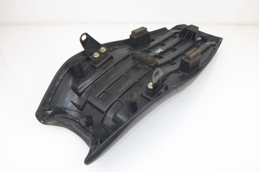 photo de SITZ KYMCO PULSAR 125 (2008 - 2015)