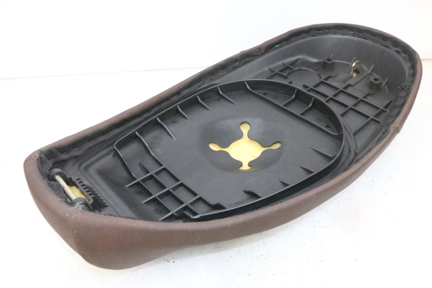 photo de SITZ EFUN PUSA 1 - Zoom auf Gebrauchszustand