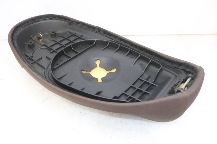 photo de SITZ EFUN PUSA 1 - Alternative Perspektive