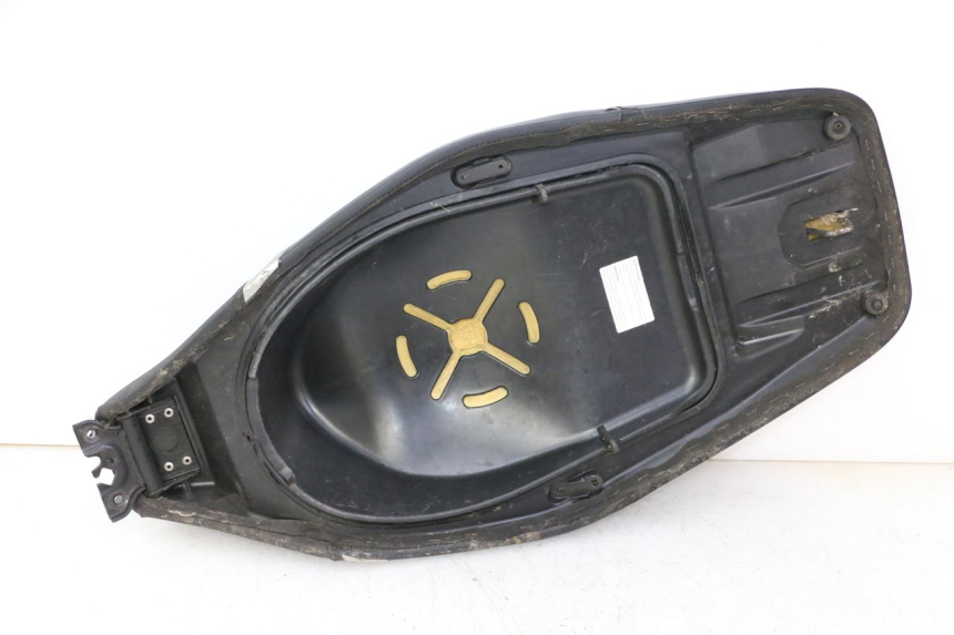 photo de SITZBANK GILERA RUNNER SP 50 (2009 - 2017)