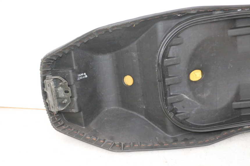 photo de SITZ DAELIM S1 125 (2007 - 2016) - Oberflächenzustand und Material