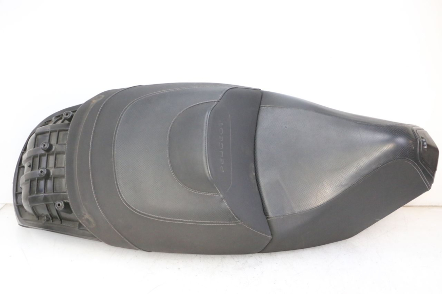 photo de SITZ PEUGEOT SATELIS 125 (2013 - 2018)