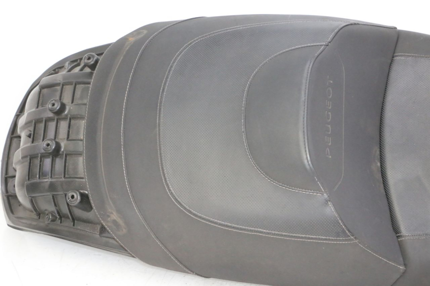 photo de SITZ PEUGEOT SATELIS 125 (2013 - 2018)